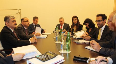 IMF says Azerbaijan needs reforms, "well-placed" to weather cheap oil
