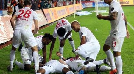“Fənərbaxça” 4 qolla uduzdu