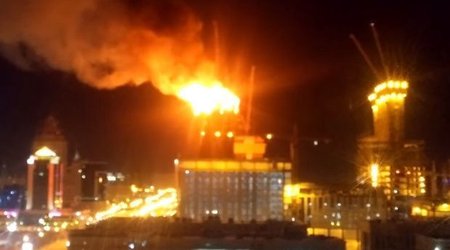 Qazaxıstanda “Abu-Dabi Plaza” alışdı – FOTOLAR