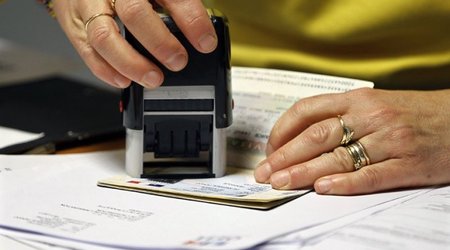Азербайджан упрощает визовые процедуры для прибывающих на ЧЕ по футболу
