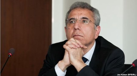 Azerbaijan's Supreme Court upholds sentence against lawyer