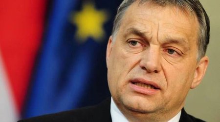 Орбан прибыл в Азербайджан