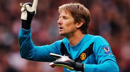 Van der Sar 45 yaşında futbola qayıdır
