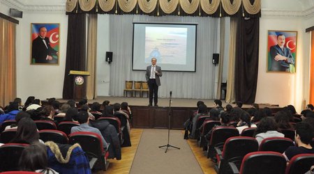 ADU-da “Müvəffəqiyyətli olmaq” mövzusunda seminar keçirildi - FOTOLAR