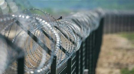 Iran, Azerbaijan extradite 11 prisoners