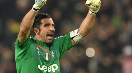 Buffon yeni rekorda imza atdı