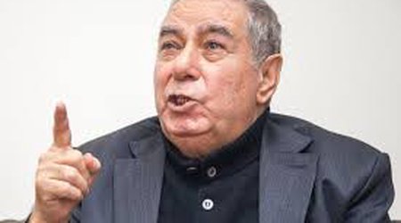 Azerbaijan detains writer Akram Aylisli at airport on way to festival - The Guardian