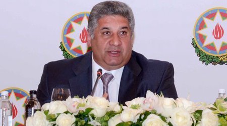 Nazir təkzib etdi: Çempionat keçirməyi planlaşdırmırıq