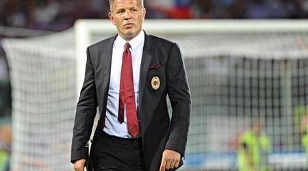 "Milan" baş məşqçisi ilə bağlı qərarını verdi