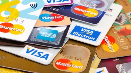 Number of credit cards went down in Azerbaijan