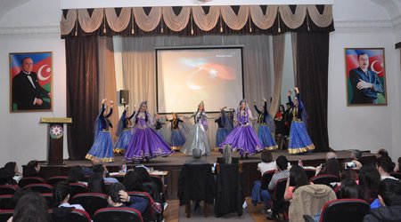ADU-da festival keçirildi - FOTOLAR