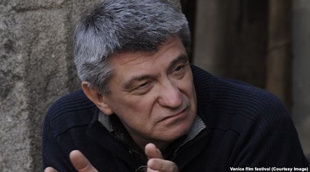 A.Sokurov: "Kinonun gələcəyi yazıçıların əlindədir"