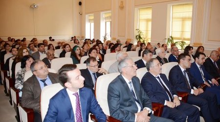 AMEA-da “Ermənistan və Azərbaycanın qadağan olunmuş tarixi” filmi nümayiş olundu