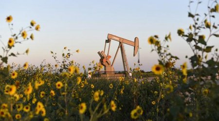 Oil prices dip on looming OPEC production rise