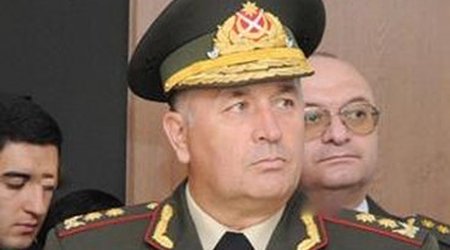 Замминистра наградил Уварова