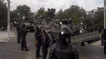 ABŞ hərbi texnikasını Moldovaya buraxmadılar - FOTOLAR