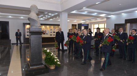 Heydər Əliyevin anadan olmasının 93-cü ildönümünə həsr olunmuş mərasim keçirildi