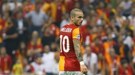 Sneyder zədələndi