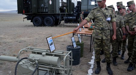 Azeri chemical units, interior troops hold drills