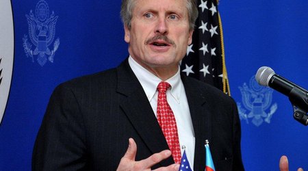 Посол США находится в Тертере
