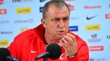 Terim: "Komandamız oyundan əlini üzmüş kimi görünürdü"