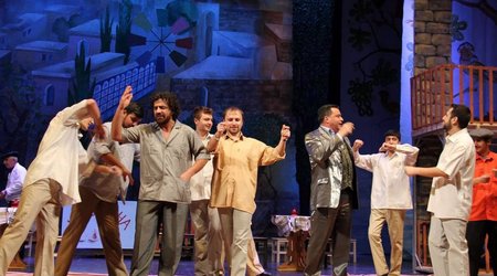 Musiqili Teatrda “Baladadaşın toy hamamı” nümayiş olunacaq - FOTOLAR