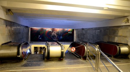"20 Yanvar" metro stansiyasının bir girişi bağlanır - FOTOLAR