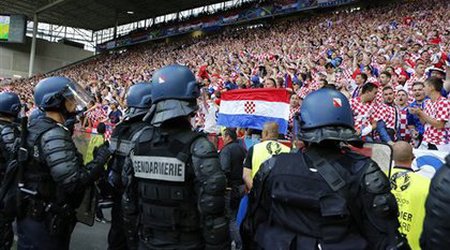 На Ракитича совершено нападение