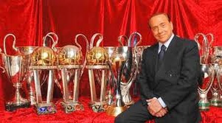 Silvio ​Berluskoni "Milan"ı satdığını təsdiqləyib