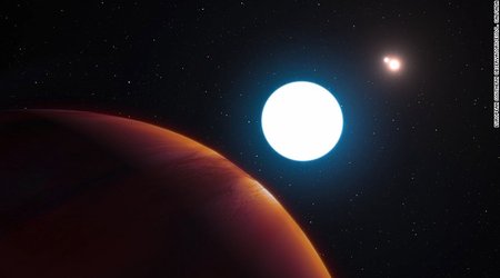 Planet discovered orbiting three suns