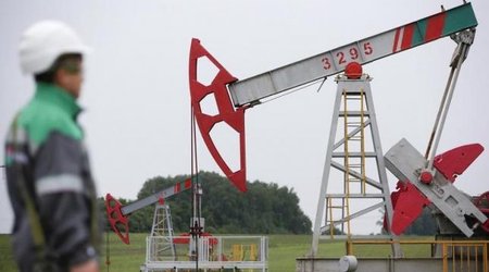 Oil rises after big losses, glut concerns likely to persist