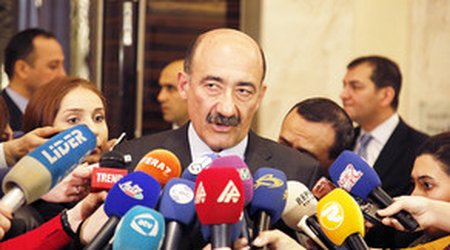 Əbülfəs Qarayev: “Azərbaycanda vahid çimərlik standartları hazırlanacaq"