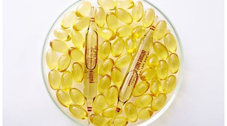 Vitamin D supplements 'advised for everyone'