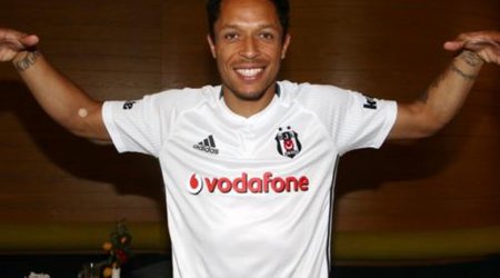 "Barselona"nın müdafiəçisi rəsmən "Beşiktaş"da