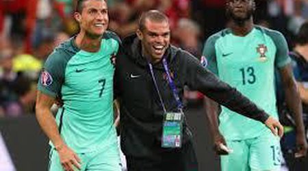 Ronaldo: "Pepe "Avro-2016"nın ən yaxşısı seçilməli idi"