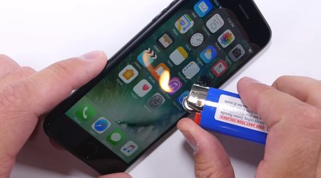 Yeni "iPhone 7"ni yandırdılar- VİDEO