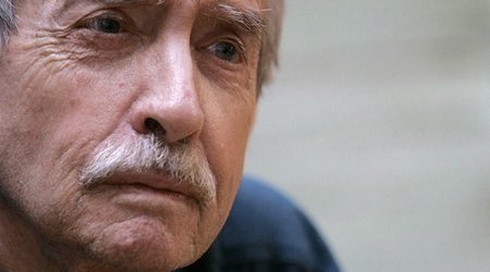 Məşhur dramaturq vəfat etdi