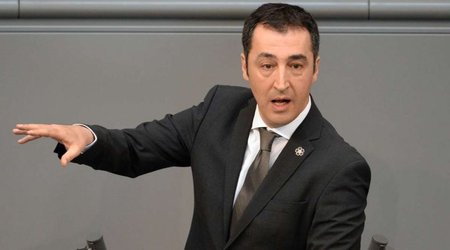 Оздемир и Германский бундестаг выдвинуты на премию свободы от ANCA-WR