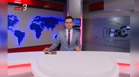 Xəbər aparıcısı canlı yayımda evlənmək təklifi etdi - VİDEO