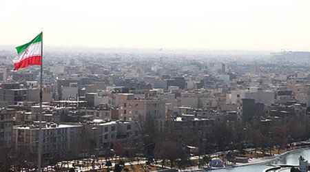 Total, Shell to build petchem plants