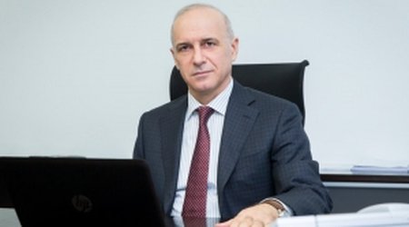 Доходы Azercell в этом году сократились