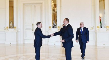Prezident yeni səfirin etimadnaməsini qəbul etdi – FOTOLAR