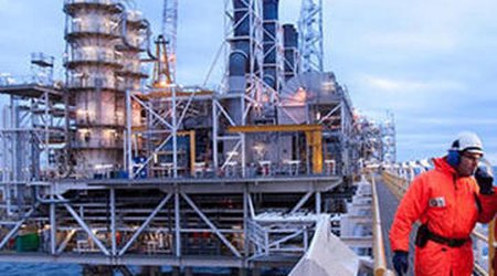 BP resumes operation of oil platform in Caspian Sea