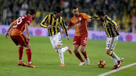 "Fənərbaxça" və "Qalatasaray"a cəza