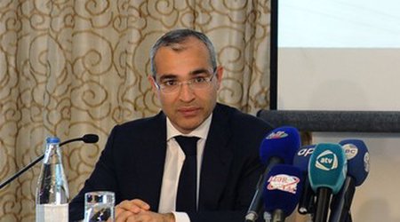 90,000 Azerbaijani students get education in Russian