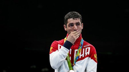 У Алояна отобрали олимпийскую медаль