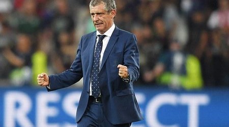 Fernandu Santuş ilin məşqçisi seçildi