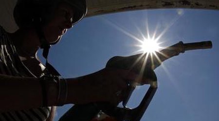 Oil recovers some previous losses, but doubts over supply cuts linger