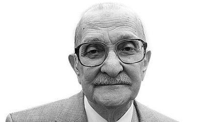 Türkiyənin tanınmış yazıçısı vəfat etdi