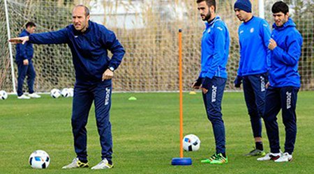 Samir Abbasov: "Bu, futbolçuya ağır gəlir"